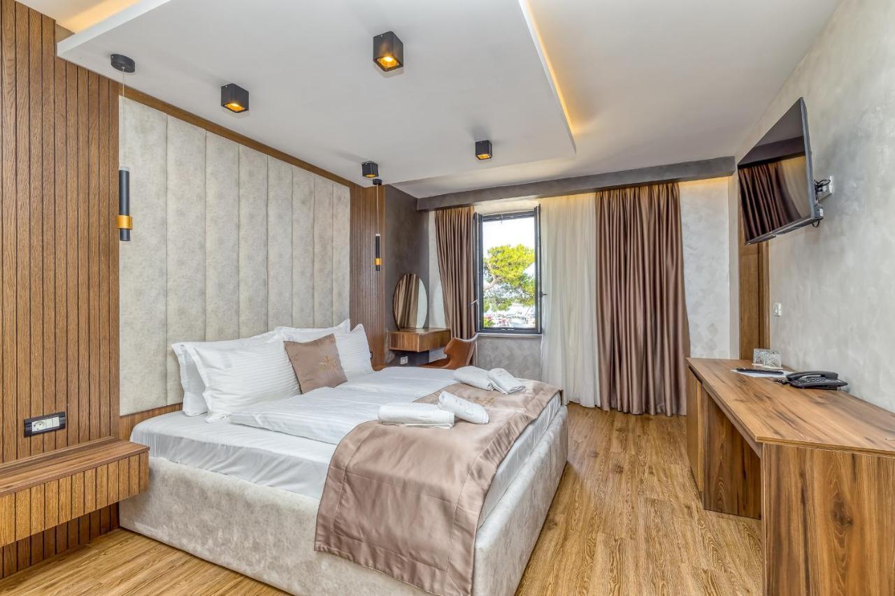San Valentino Palace Aparthotel Umag Ngoại thất bức ảnh