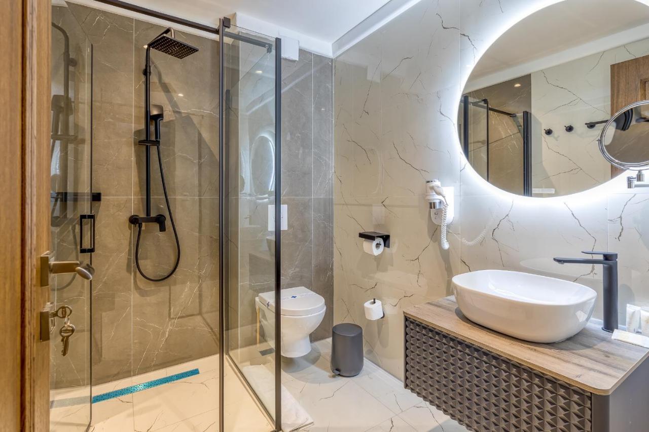 San Valentino Palace Aparthotel Umag Ngoại thất bức ảnh