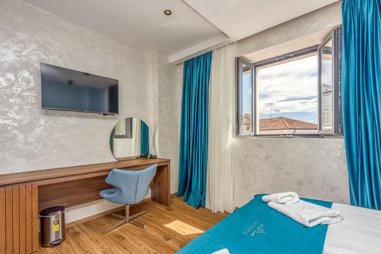 San Valentino Palace Aparthotel Umag Ngoại thất bức ảnh